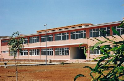 CURSO DE MEDICINA CAUSA CELEUMAS NA UNIVERSIDADE JEAN PIAGET DA